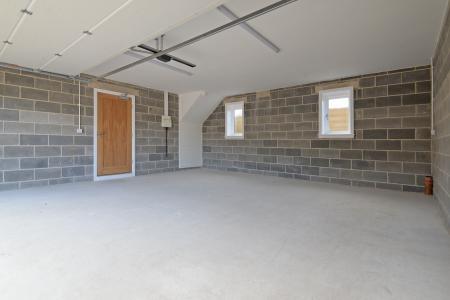 4 bedroom Detached house to let in Higher Raikes Drive, Skipton, BD23