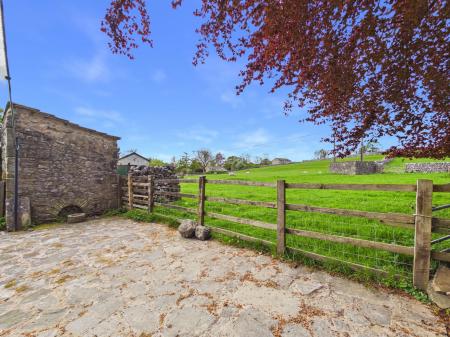3 bedroom Cottage to let in Cove Road, Malham, Skipton, BD23