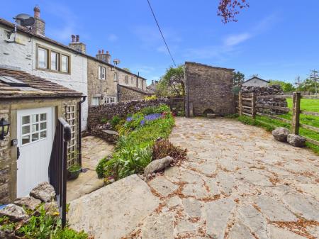 3 bedroom Cottage to let in Cove Road, Malham, Skipton, BD23