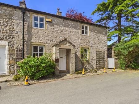 Cove Road, Malham, Skipton, BD23