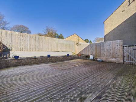 4 bedroom Semi-detached house to let in Hall Croft, Skipton, BD23