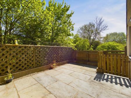 3 bedroom Town house to let in Otley Road, Skipton, BD23
