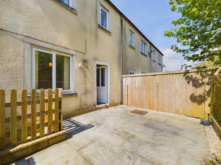 3 bedroom Town house to let in Otley Road, Skipton, BD23