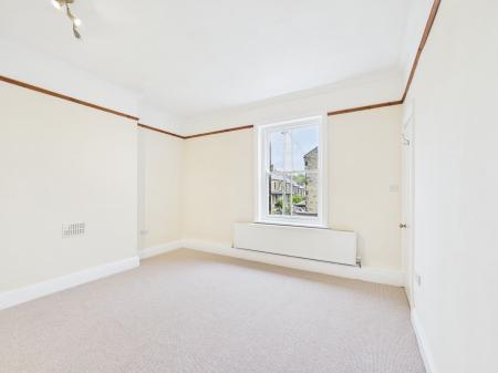3 bedroom End of terrace house to let in Granville Street, Skipton, BD23