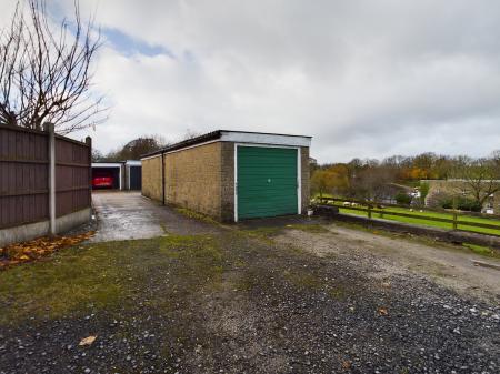 2 bedroom Terraced House to let in Westgate, Barnoldswick, BB18