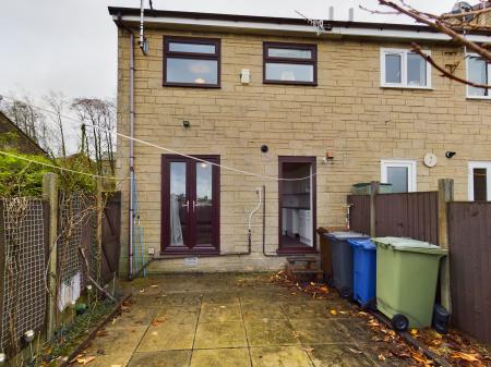 2 bedroom Terraced House to let in Westgate, Barnoldswick, BB18