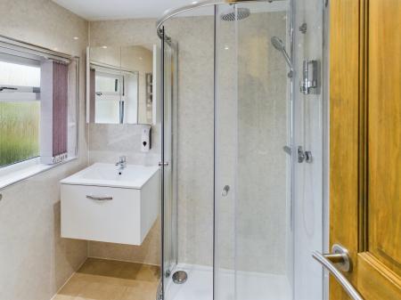 2 bedroom Terraced House to let in Albion Street, Earby, BB18