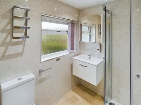2 bedroom Terraced House to let in Albion Street, Earby, BB18