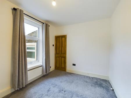 2 bedroom Terraced House to let in Albion Street, Earby, BB18