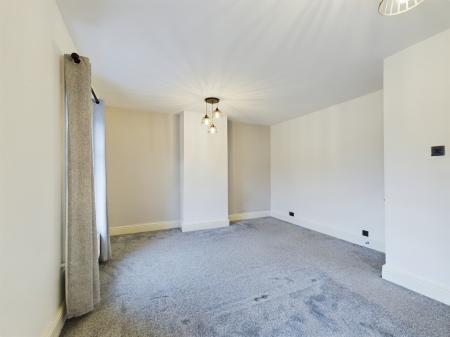 2 bedroom Terraced House to let in Albion Street, Earby, BB18