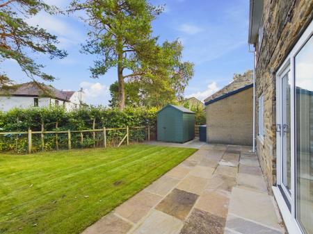 3 bedroom Semi-detached house to let in Piece Fields, Threshfield, BD23