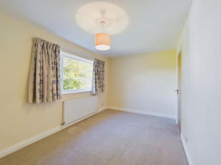 3 bedroom Semi-detached house to let in Piece Fields, Threshfield, BD23