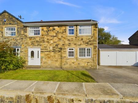 3 bedroom Semi-detached house to let in Piece Fields, Threshfield, BD23