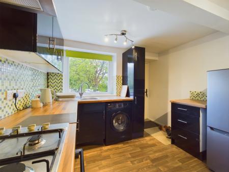2 bedroom Flat to let in Gargrave Road, Skipton, BD23