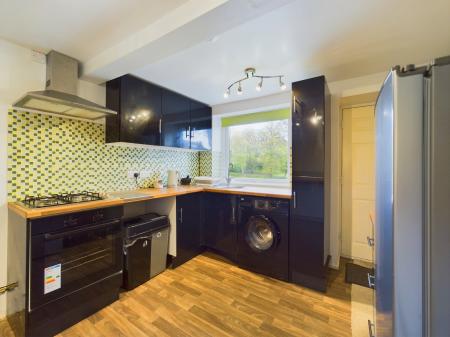2 bedroom Flat to let in Gargrave Road, Skipton, BD23