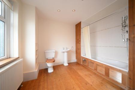 2 bedroom Terraced House to let in Fairfax Street, Skipton, BD23