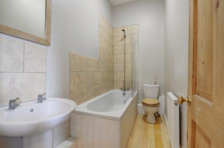 2 bedroom Terraced House to let in Sun Street, Eastburn, BD20