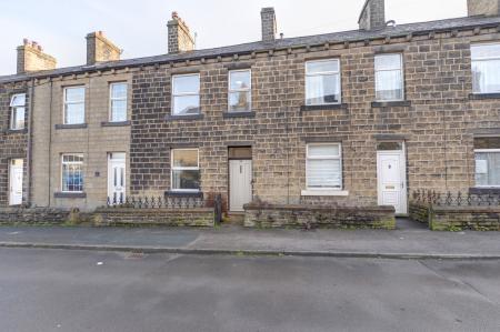 Sun Street, Eastburn, BD20