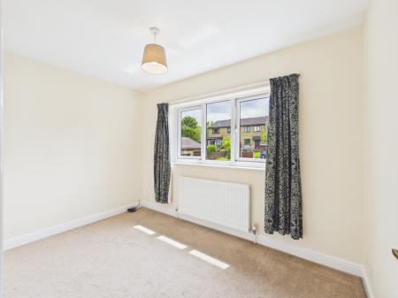 2 bedroom Town house to let in The Close, Skipton, BD23