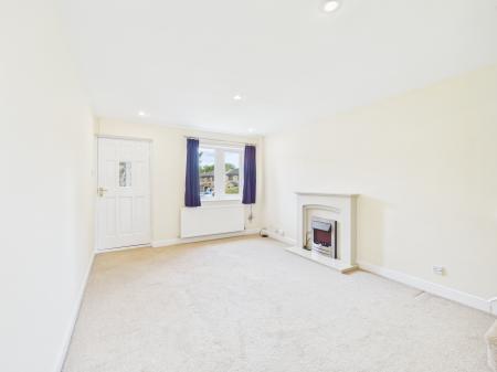 2 bedroom Town house to let in The Close, Skipton, BD23