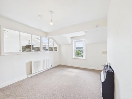 1 bedroom Flat to let in Highfield Terrace, Skipton, BD23