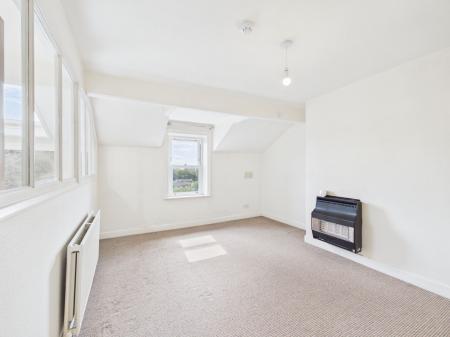 1 bedroom Flat to let in Highfield Terrace, Skipton, BD23