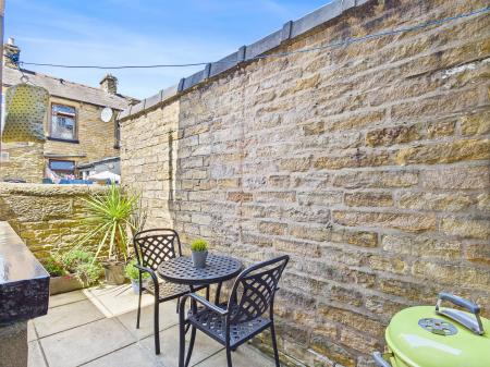 3 bedroom Terraced House to let in Montgomery Street, Skipton, BD23
