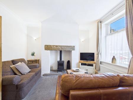 3 bedroom Terraced House to let in Montgomery Street, Skipton, BD23