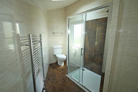 2 bedroom Flat to let in Main Street, Cross Hills, BD20