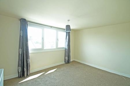 2 bedroom Flat to let in Main Street, Cross Hills, BD20