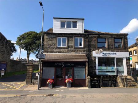 2 bedroom Flat to let in Main Street, Cross Hills, BD20