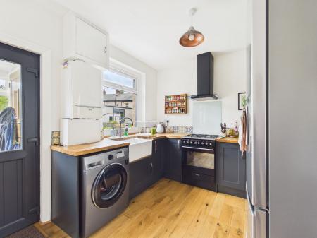 3 bedroom Terraced House to let in Skipton Road, Bradley, BD20