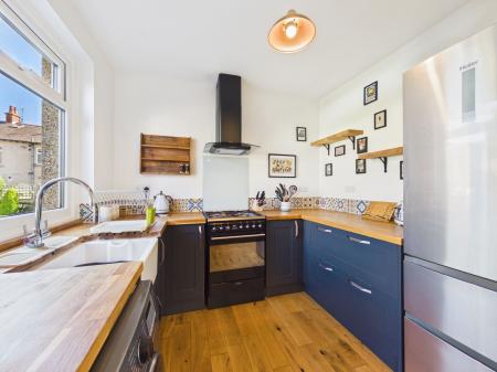 3 bedroom Terraced House to let in Skipton Road, Bradley, BD20