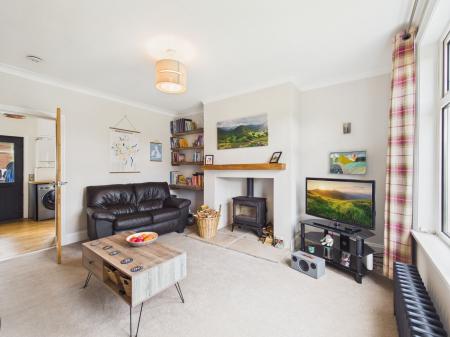 3 bedroom Terraced House to let in Skipton Road, Bradley, BD20