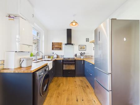 3 bedroom Terraced House to let in Skipton Road, Bradley, BD20
