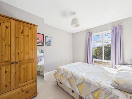 3 bedroom Terraced House to let in Skipton Road, Bradley, BD20