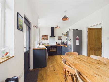 3 bedroom Terraced House to let in Skipton Road, Bradley, BD20
