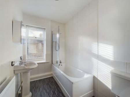 2 bedroom Terraced House to let in Rowland Street, Skipton, BD23