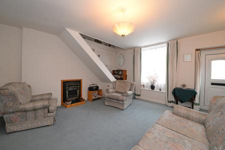 2 bedroom Terraced House to let in Hargreaves Street, Cross Hills, BD20