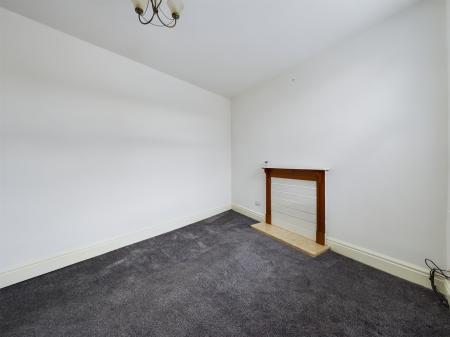1 bedroom Flat to let in Victoria Road, Earby, BB18