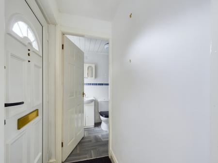 1 bedroom Flat to let in Victoria Road, Earby, BB18