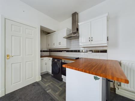 1 bedroom Flat to let in Victoria Road, Earby, BB18