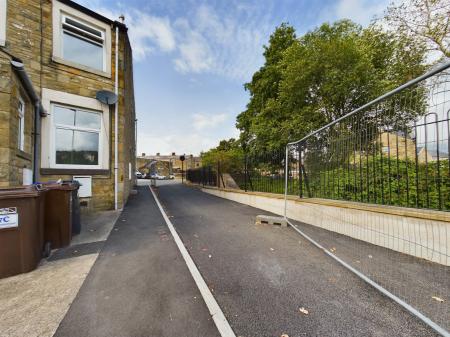 1 bedroom Flat to let in Victoria Road, Earby, BB18