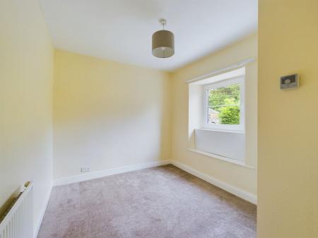 2 bedroom Cottage to let in West Road, Carleton, BD23