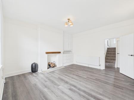2 bedroom Terraced House to let in East Parade, Steeton, BD20