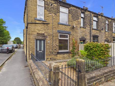 3 bedroom End of terrace house to let in Alexandra Terrace, Skipton, BD23