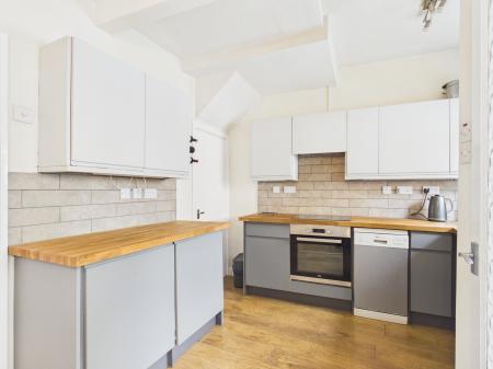 3 bedroom End of terrace house to let in Alexandra Terrace, Skipton, BD23