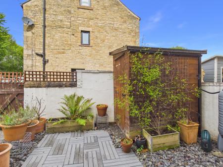 3 bedroom End of terrace house to let in Alexandra Terrace, Skipton, BD23