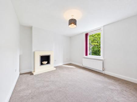 2 bedroom Flat to let in Church Street, Skipton, BD23