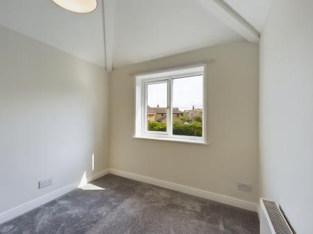 4 bedroom Semi-detached house to let in Brackenley Lane, Embsay, BD23
